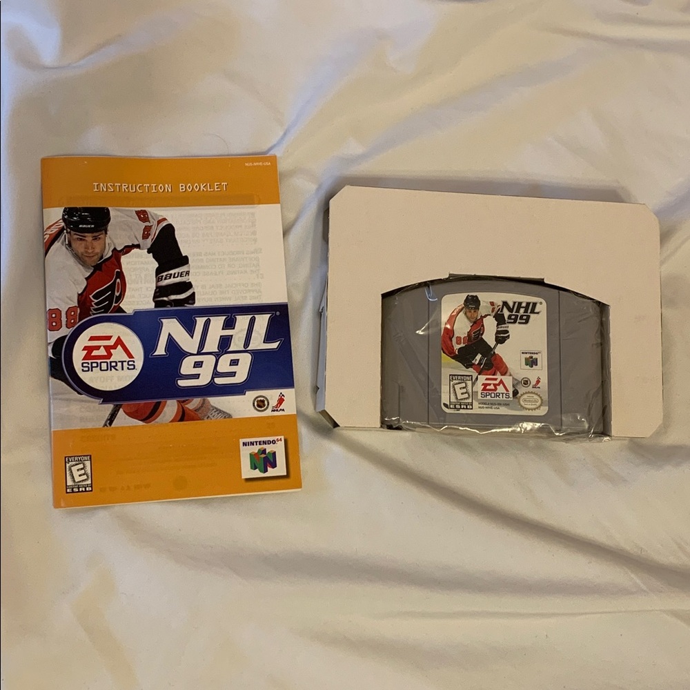 Nintendo 64 Vintage NHL 99 EA Hockey Sports N64 Video Game